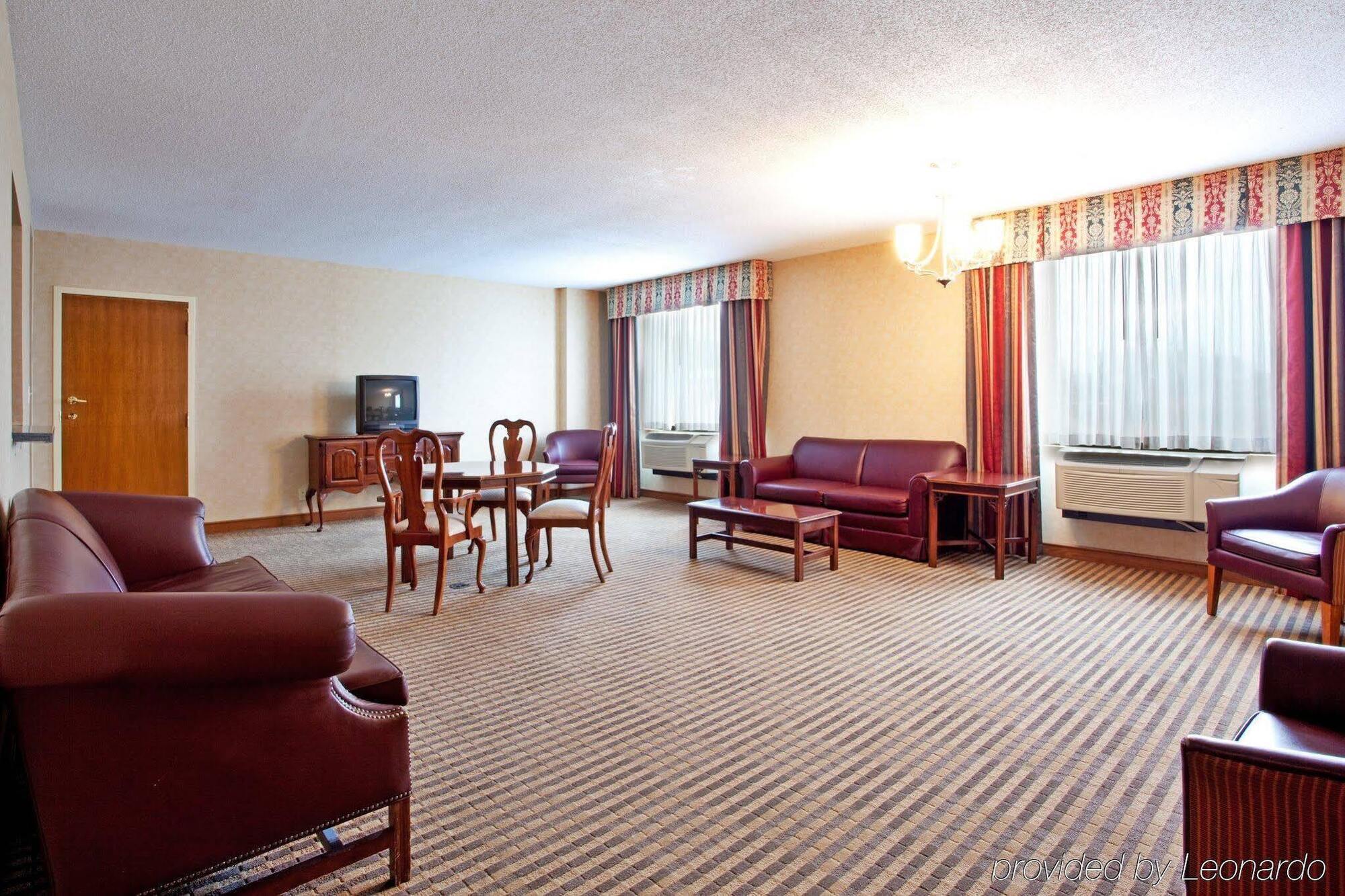 Lynchburg Grand Hotel Esterno foto